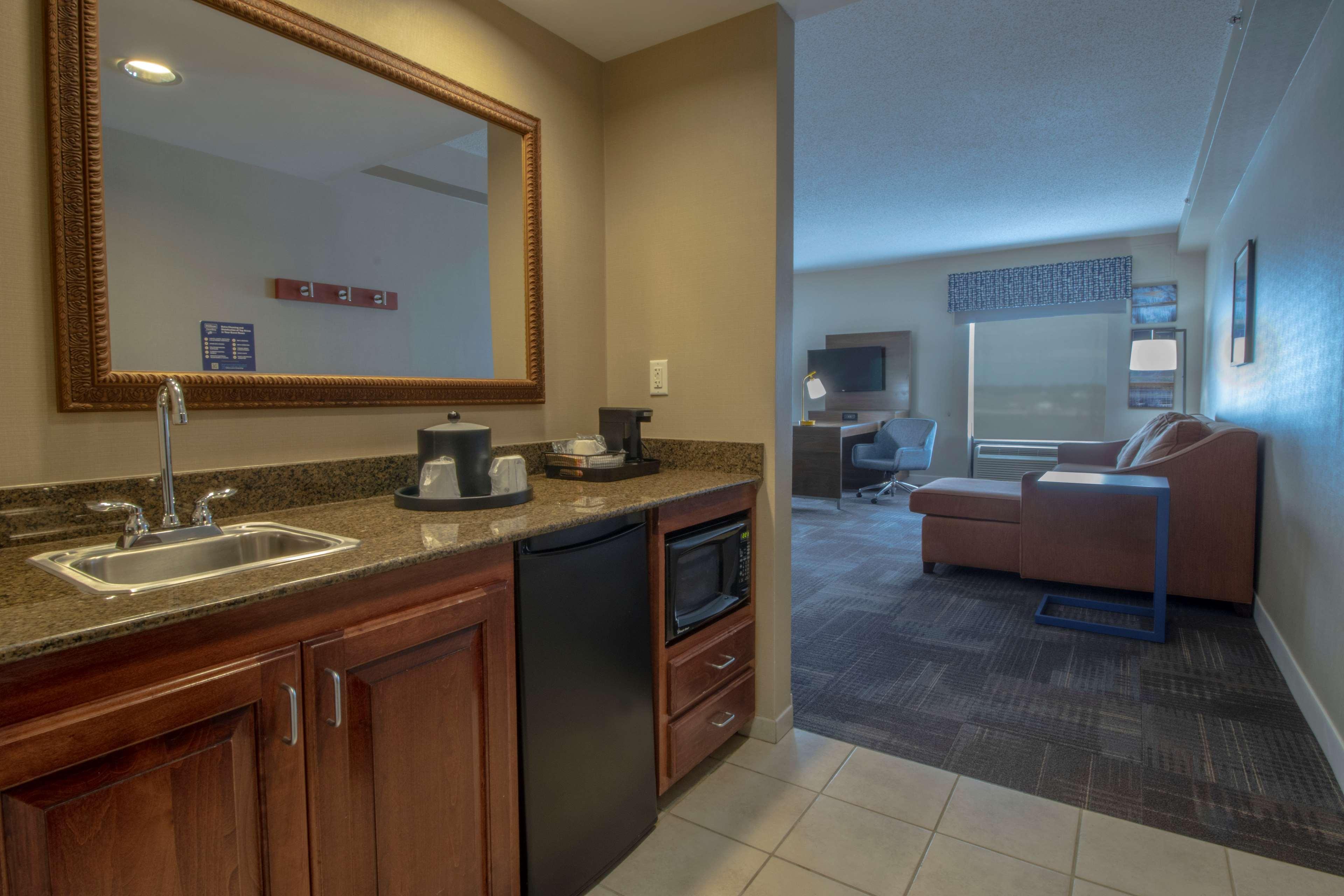 Hampton Inn & Suites Chesapeake-Battlefield Boulevard Eksteriør billede